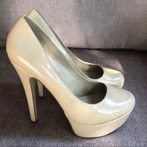 👠👠 Aldo Patent Platform Pumps